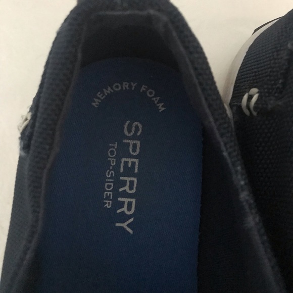 Sperry sneakers -(Box F) - Picture 5 of 8